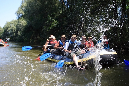 schlauchbootfahrten.jpg